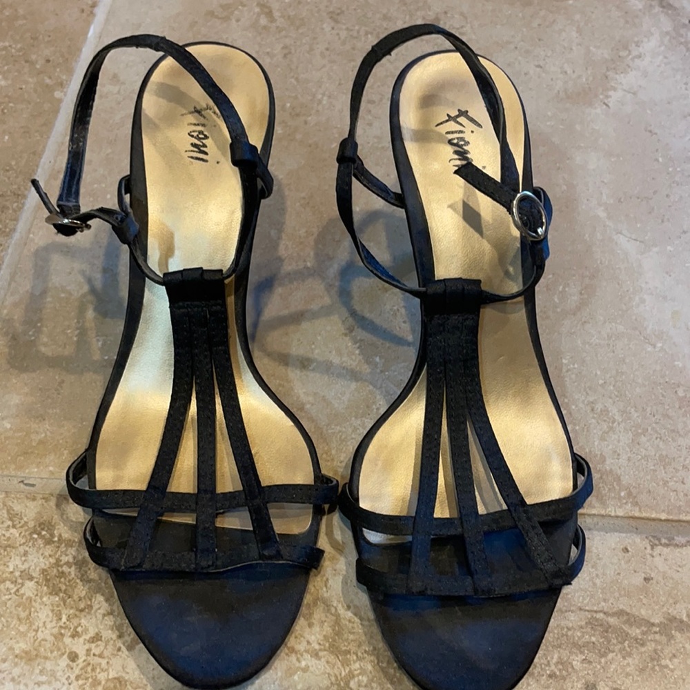 Black heels, size 8, worn a few times